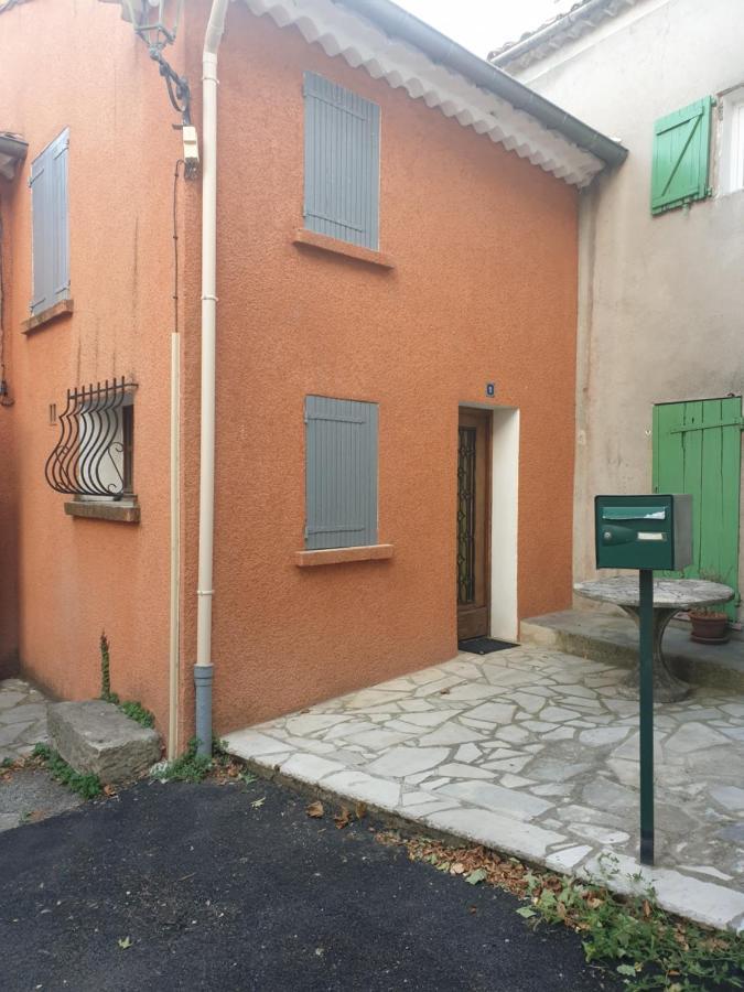 Maison de village de 98 m2 typiquement provençale Pierrevert Extérieur photo